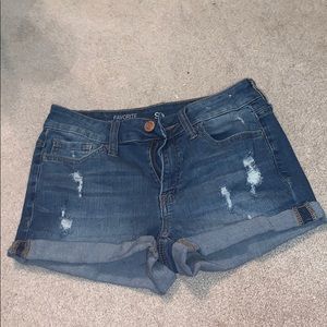 denim shortie shorts
